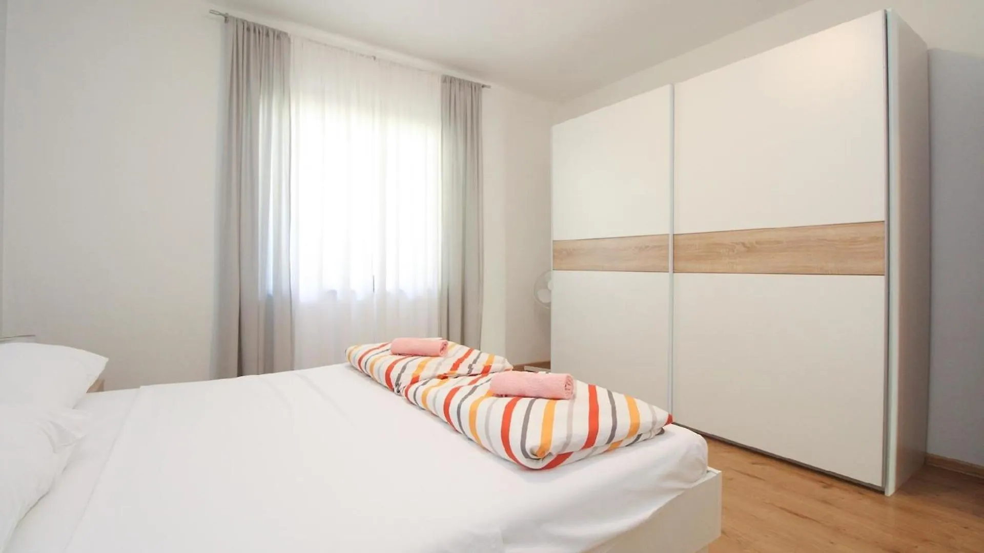 Ferienwohnung Fuer 4 Personen Ca 43 Qm In Pjescana Uvala, Istrien Istrische Riviera